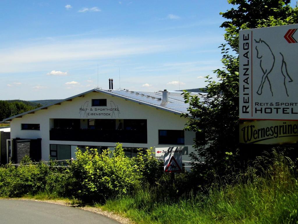 Reit- Und Sporthotel Eibenstock Kültér fotó